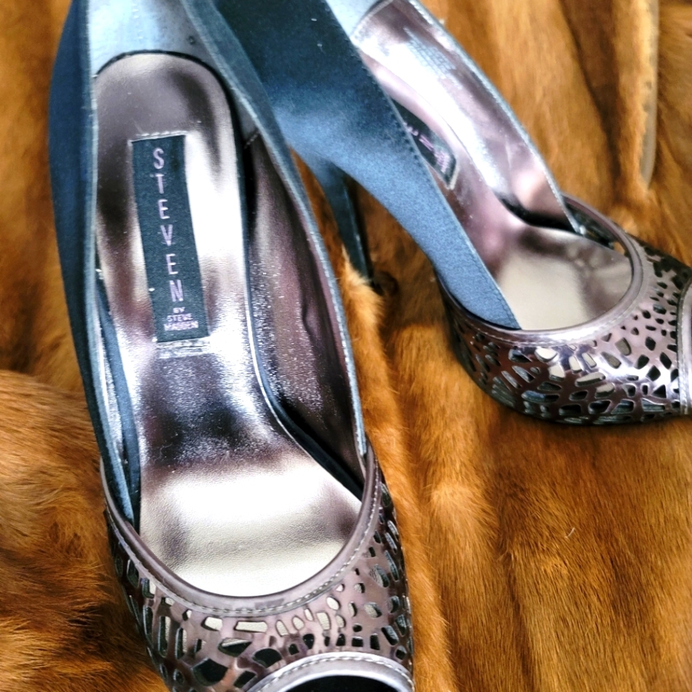 Steven by Steven Madden Women Dancin Platform Pump (Rare)